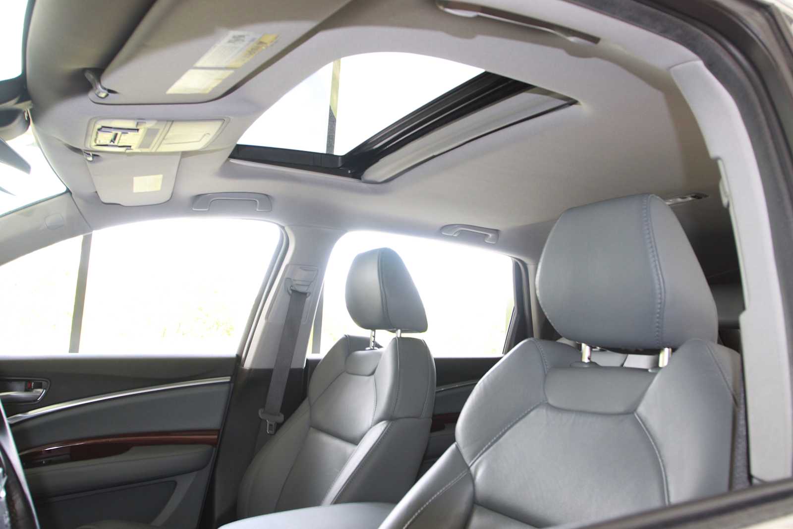 used 2016 Acura MDX car, priced at $18,998