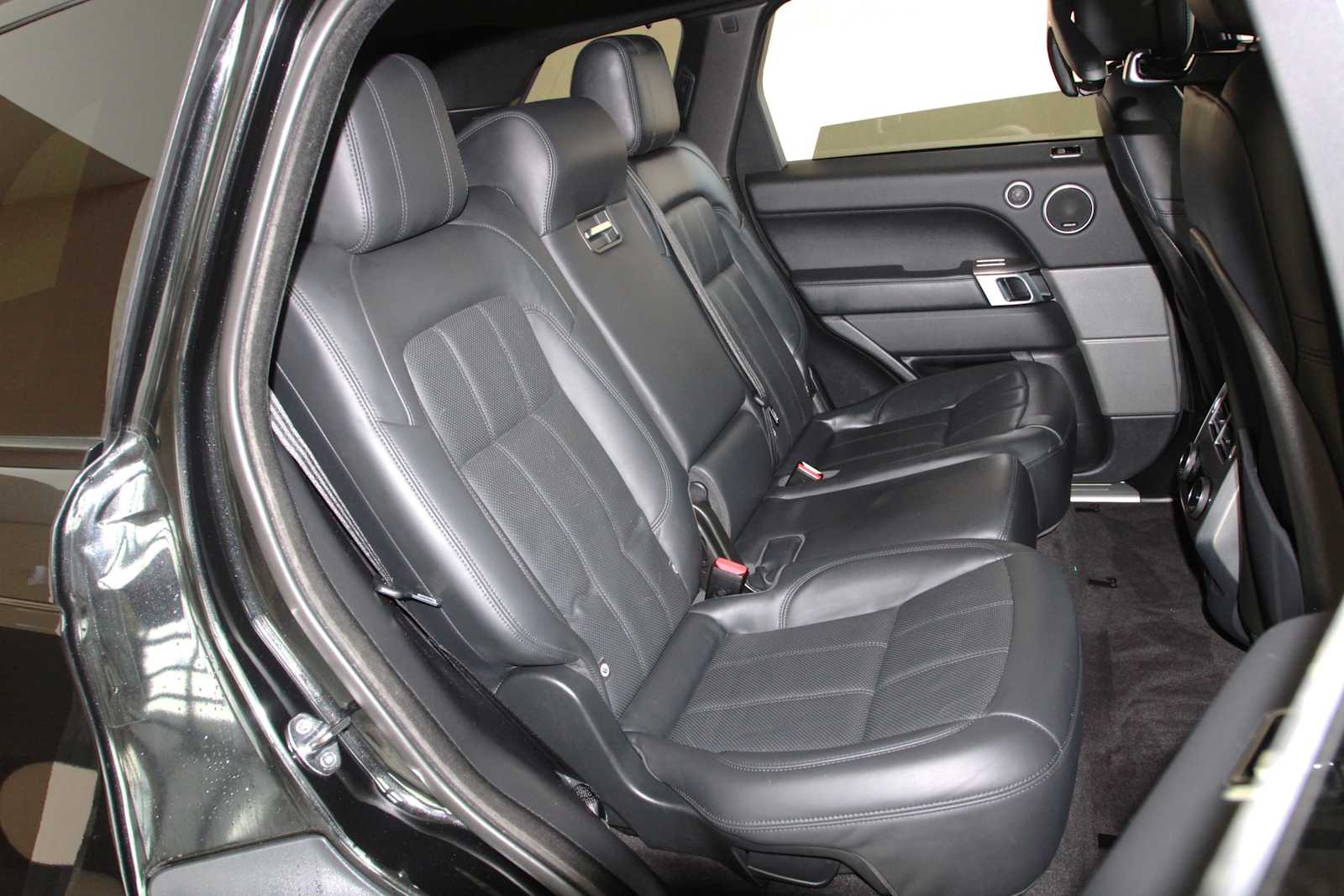 used 2020 Land Rover Range Rover Sport car, priced at $35,998