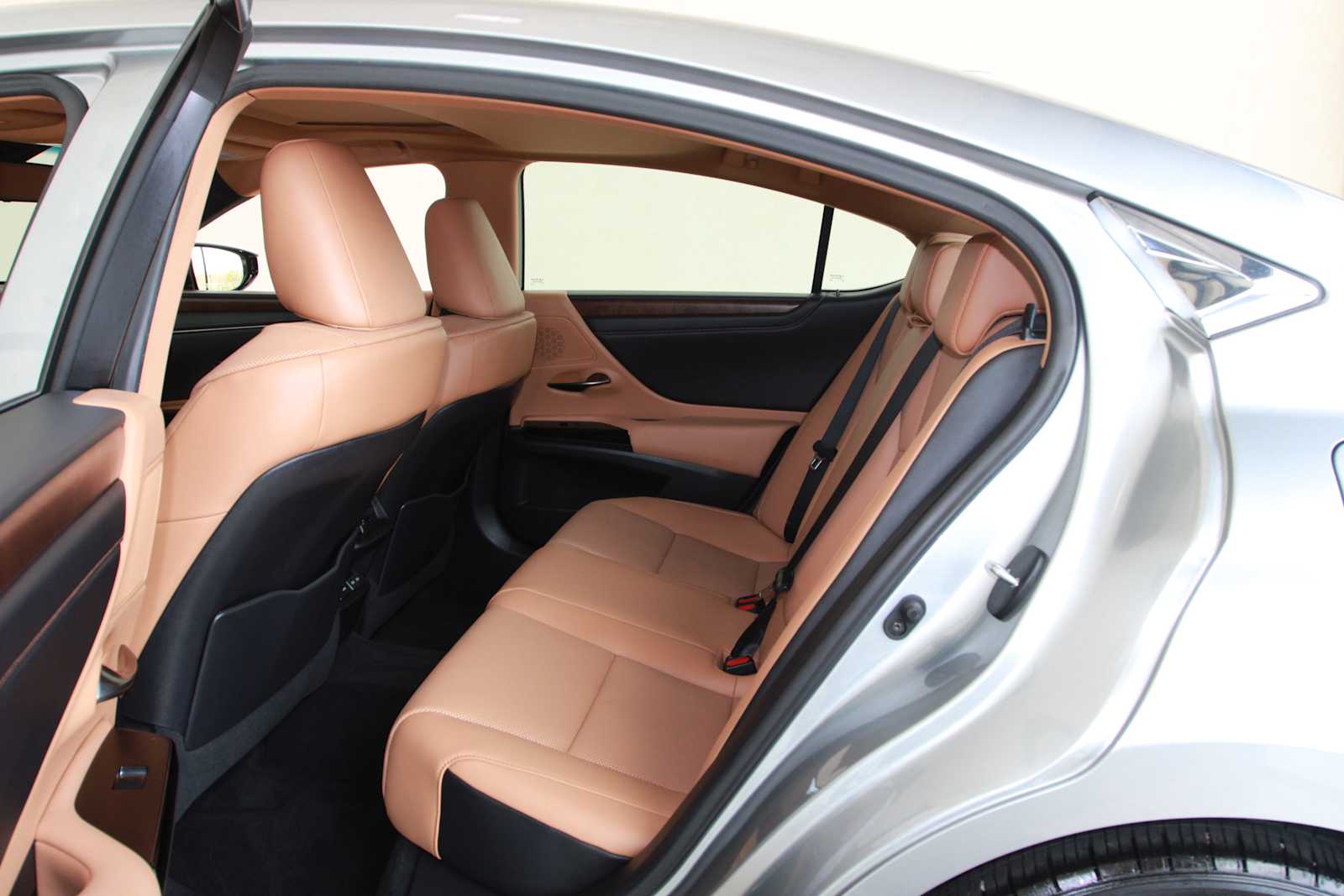 used 2022 Lexus ES 350 car, priced at $36,998