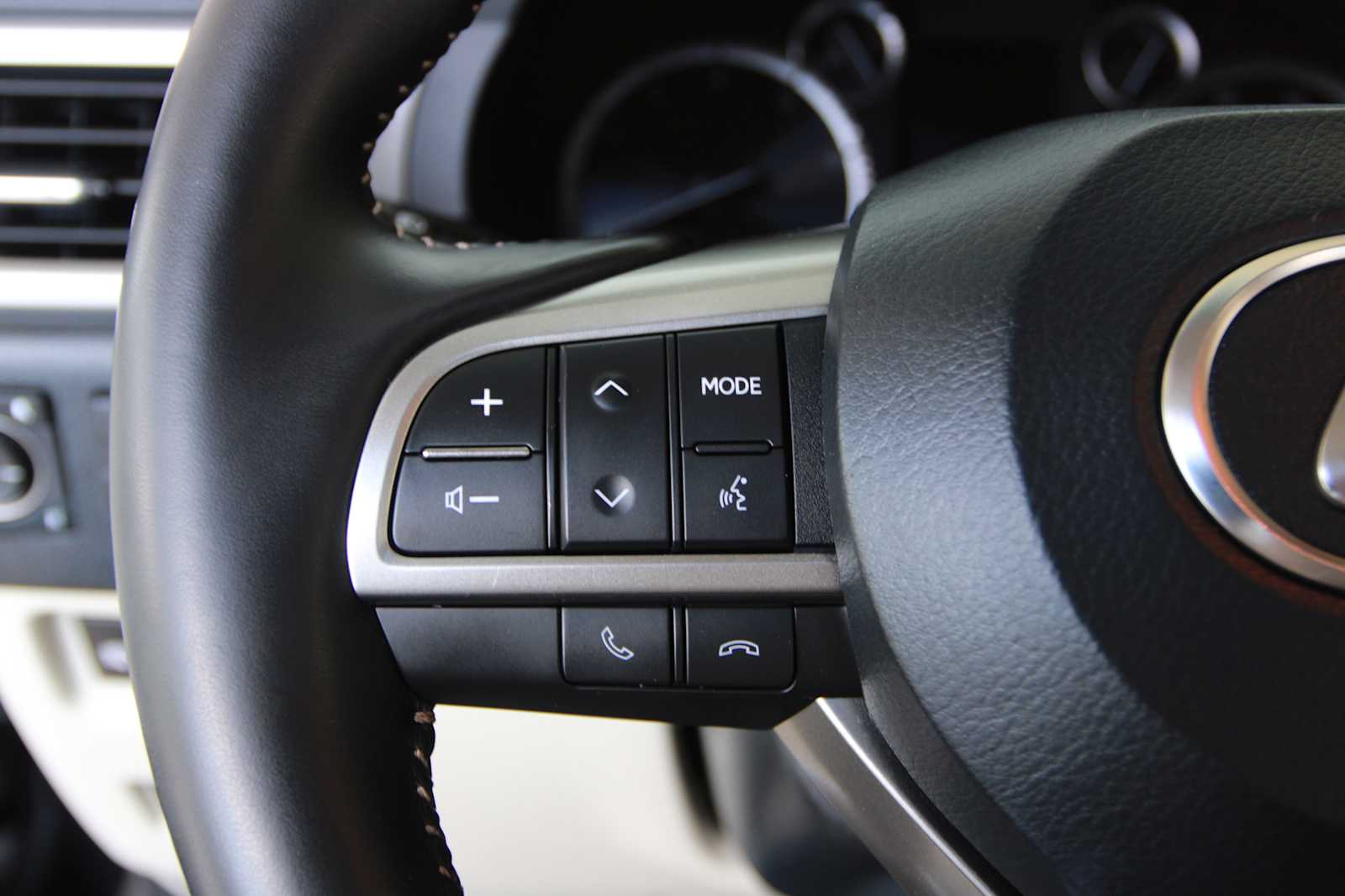 used 2023 Lexus GX 460 car, priced at $59,598