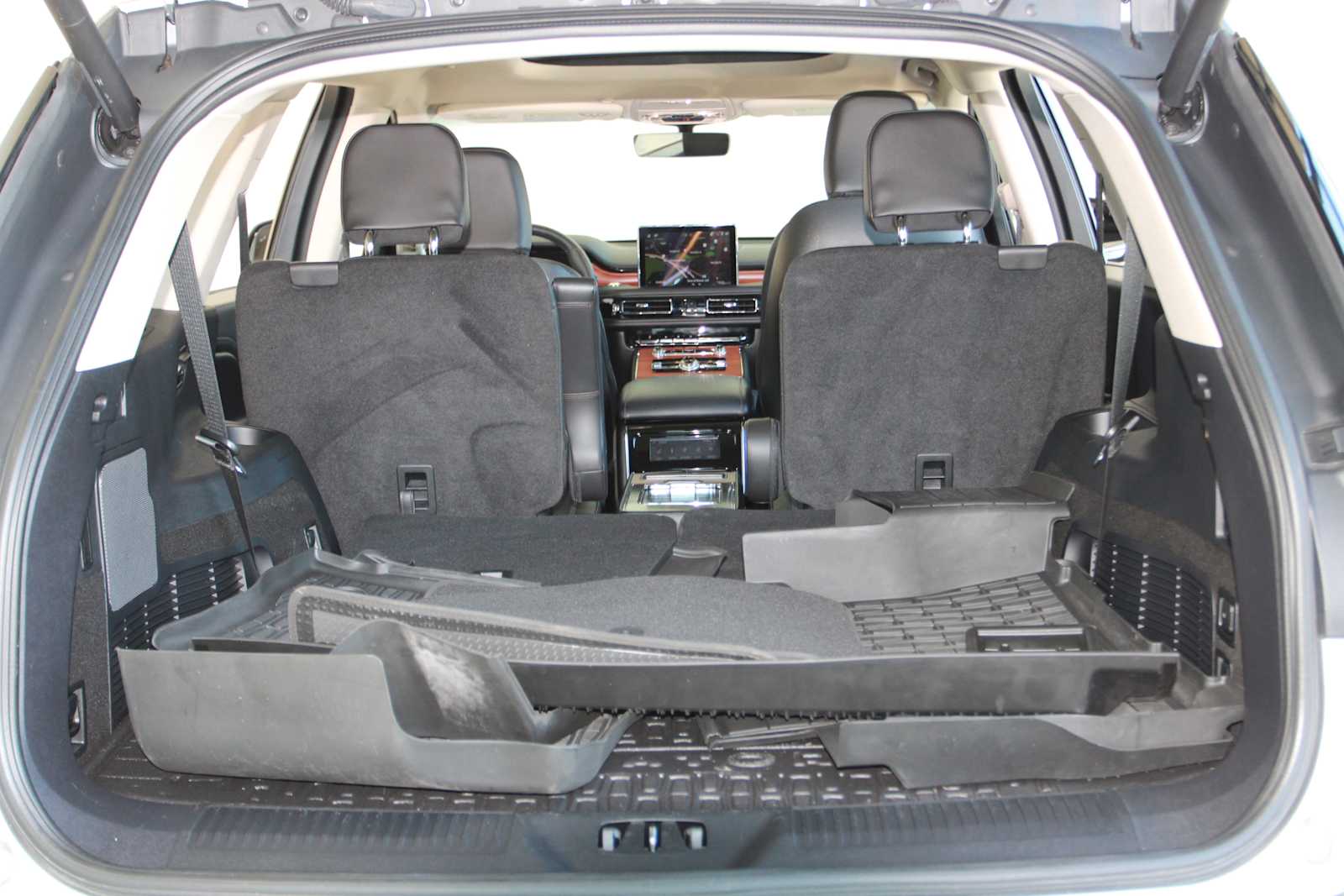 used 2023 Lincoln Aviator car, priced at $47,998