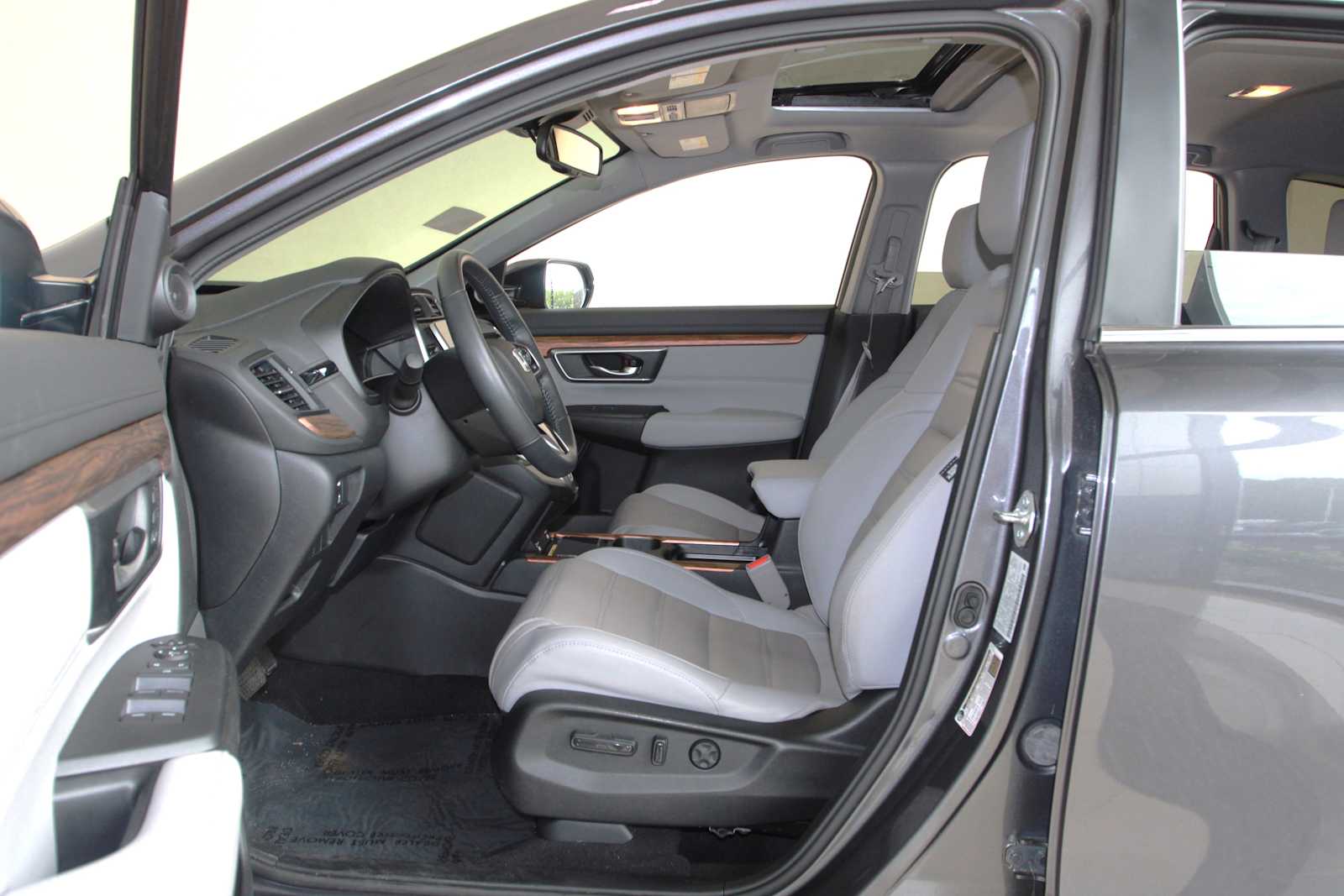 used 2022 Honda CR-V car, priced at $31,398