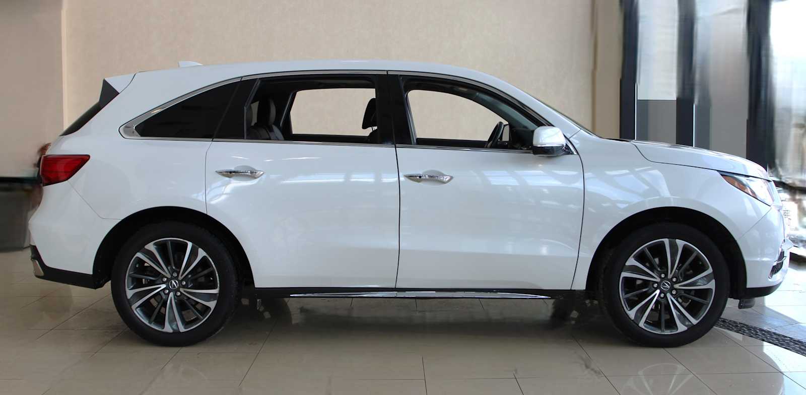 used 2020 Acura MDX car, priced at $25,598