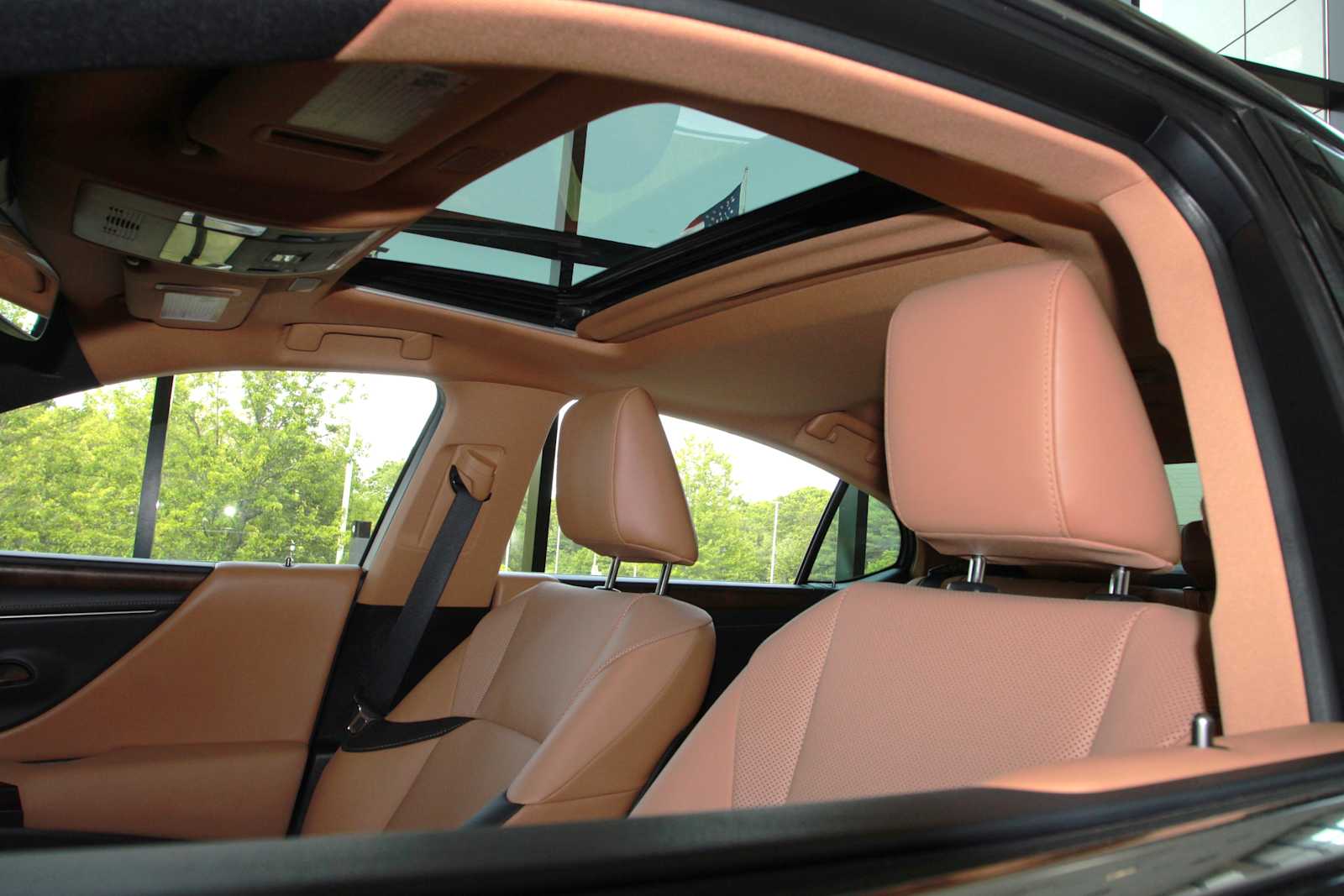 used 2022 Lexus ES 250 car, priced at $36,998