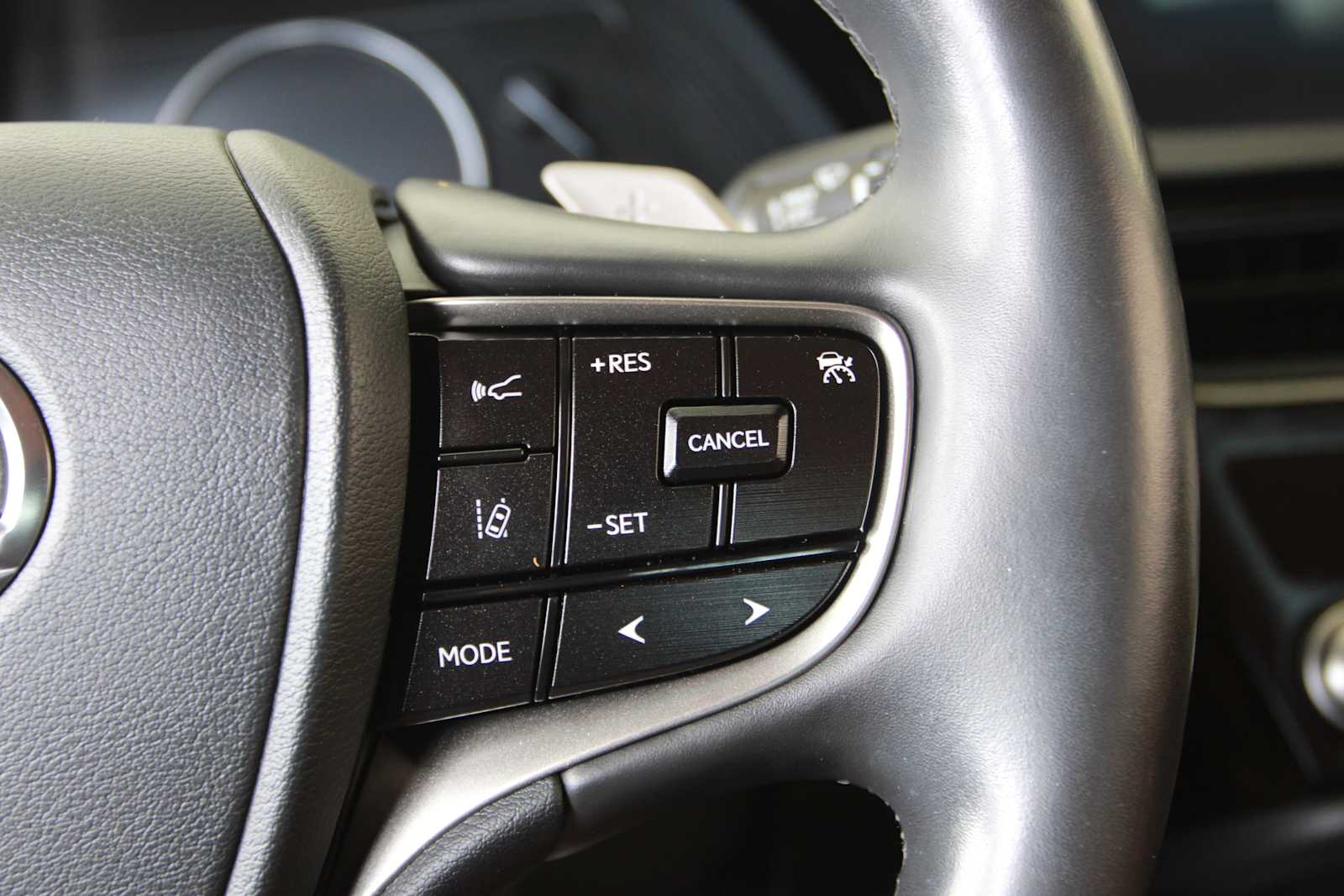 used 2022 Lexus ES 350 car, priced at $36,998