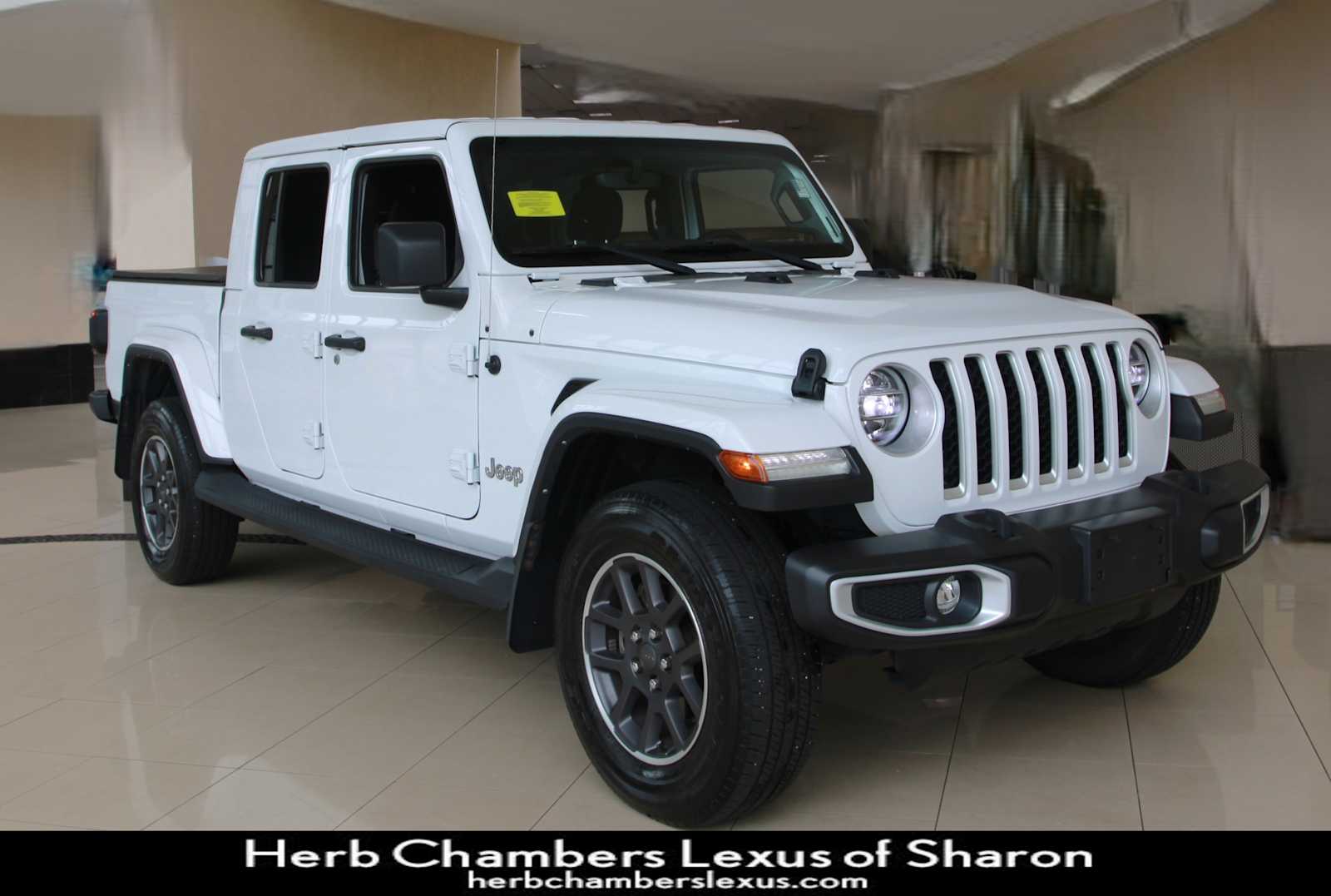 used 2022 Jeep Gladiator car, priced at $35,498