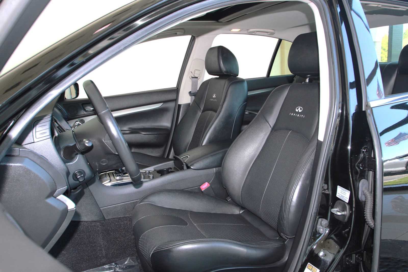 used 2013 INFINITI G37 car, priced at $12,998