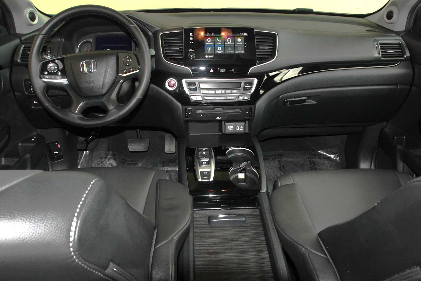 used 2021 Honda Pilot car, priced at $27,498