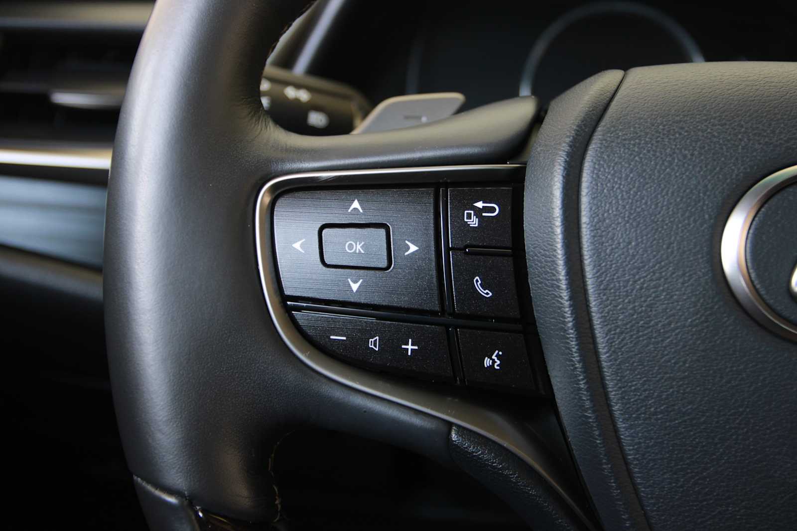 used 2020 Lexus ES 350 car, priced at $29,998