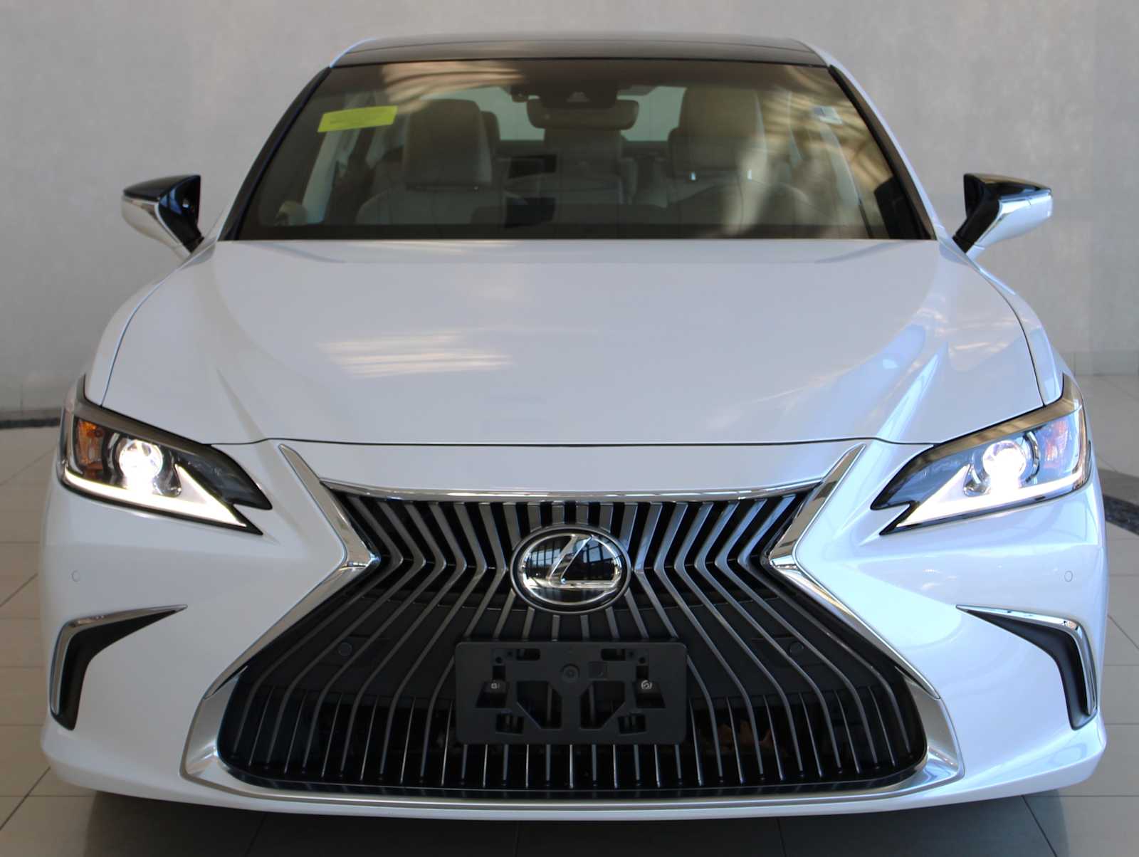 used 2020 Lexus ES 350 car, priced at $31,998