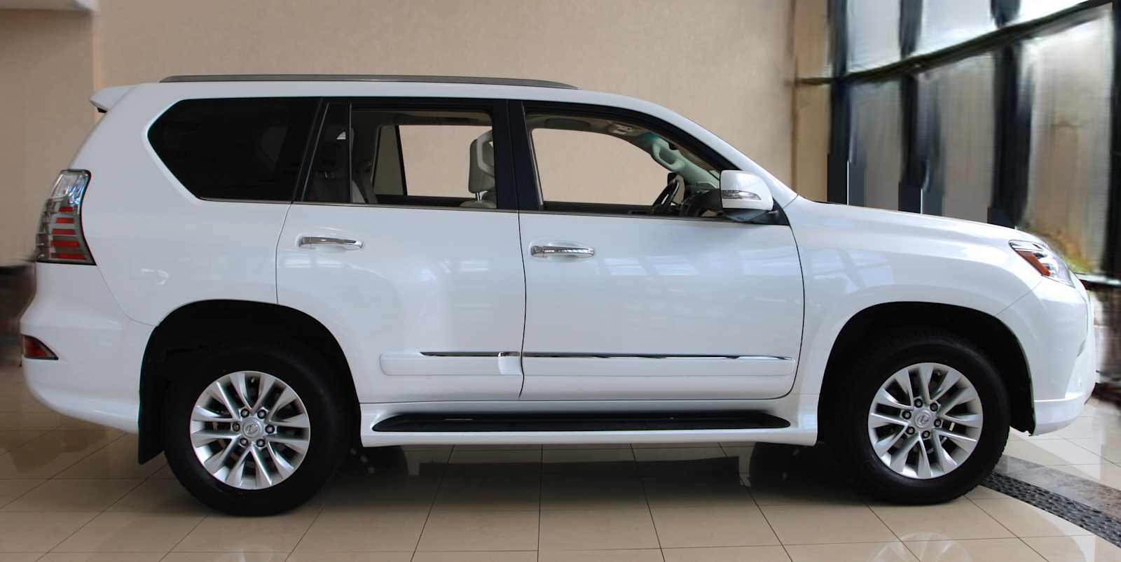 used 2018 Lexus GX 460 car, priced at $30,998