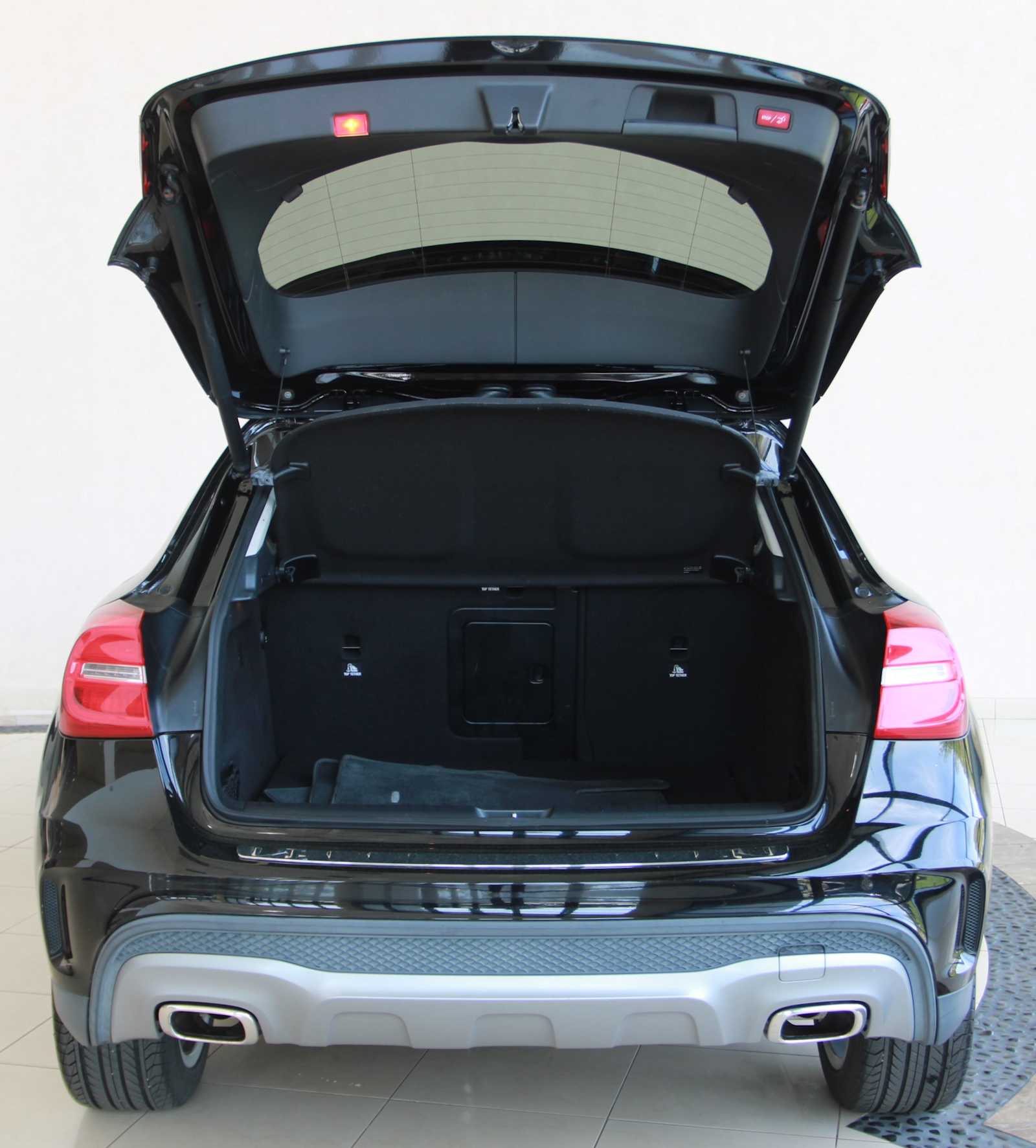 used 2015 Mercedes-Benz GLA 250 car, priced at $14,798