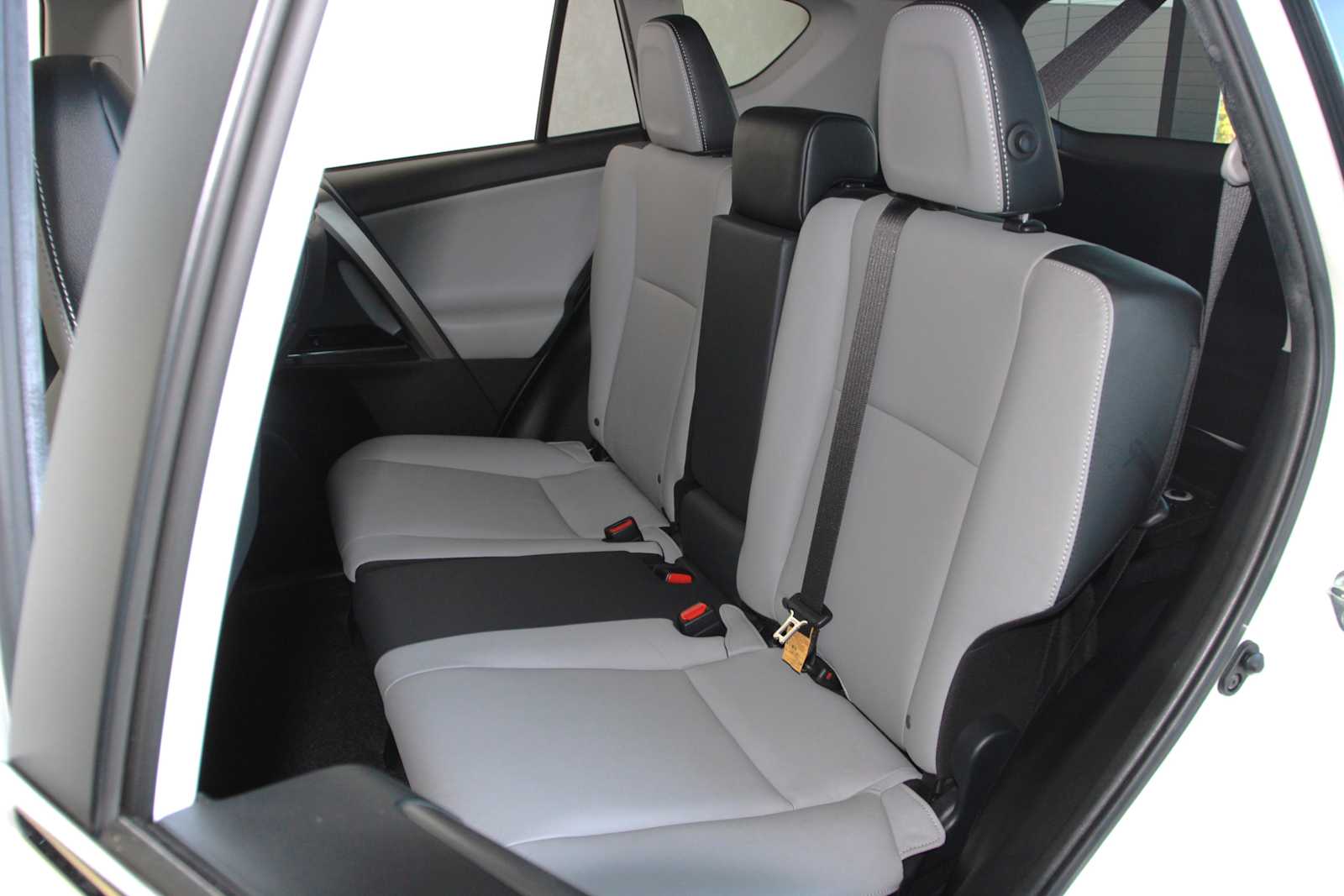 used 2018 Toyota RAV4 car, priced at $25,998