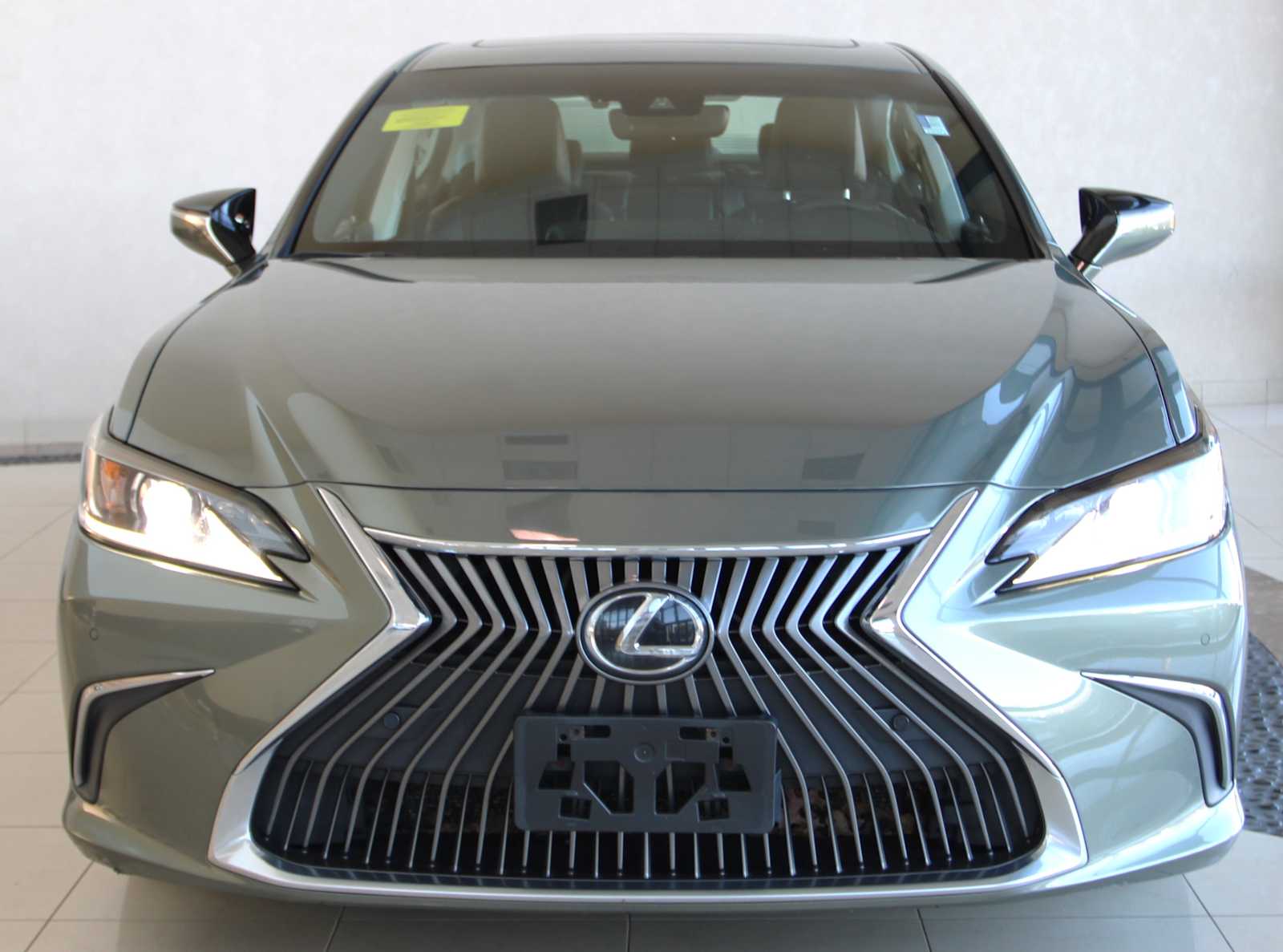 used 2019 Lexus ES car, priced at $20,998