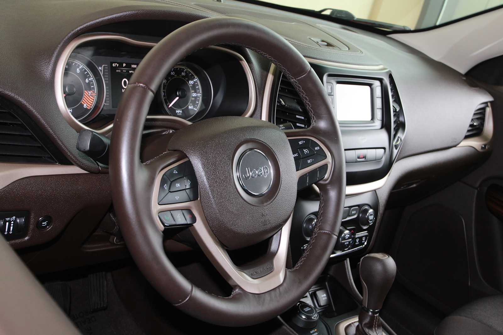 used 2014 Jeep Cherokee car, priced at $10,998