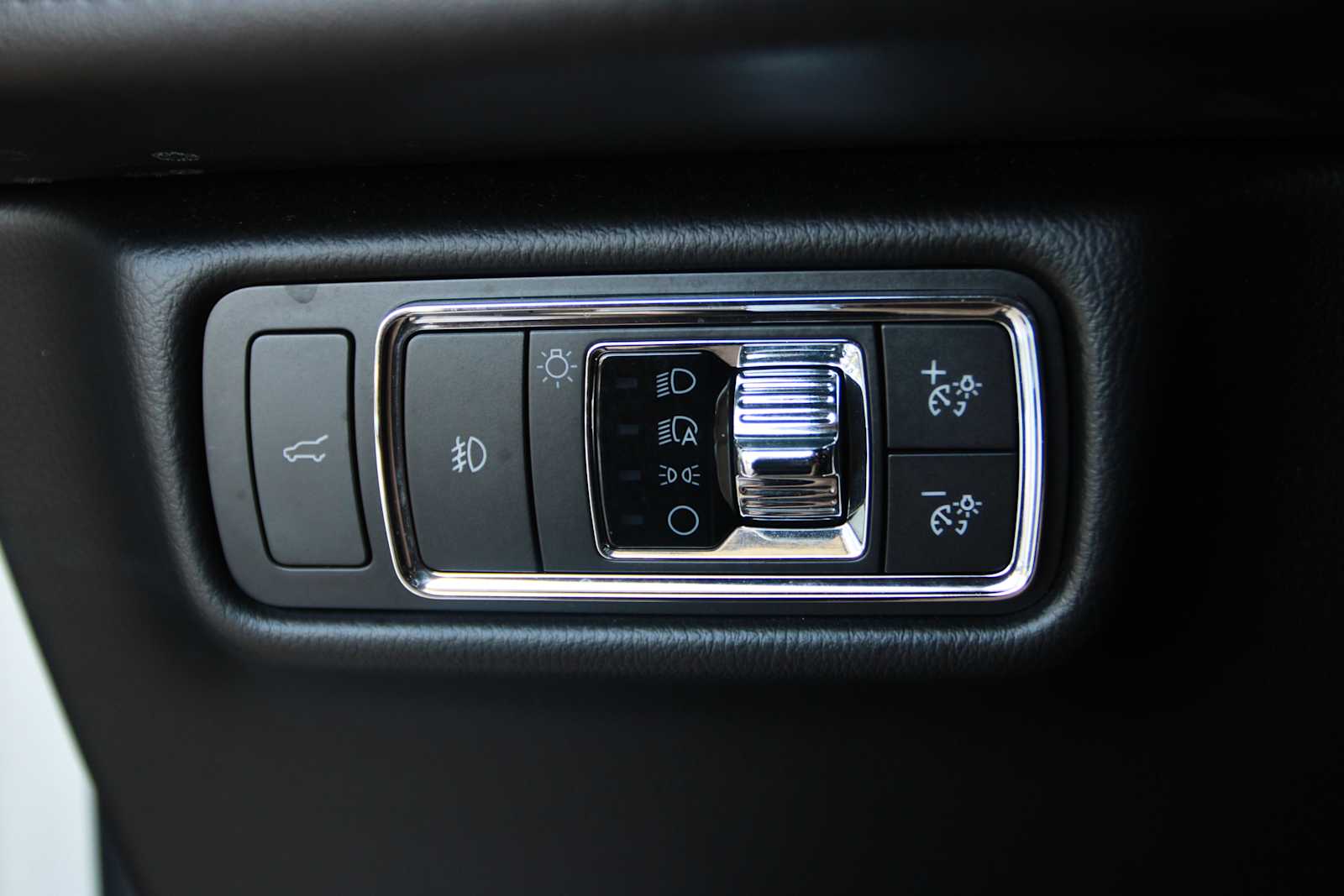 used 2020 Lincoln Aviator car, priced at $35,998