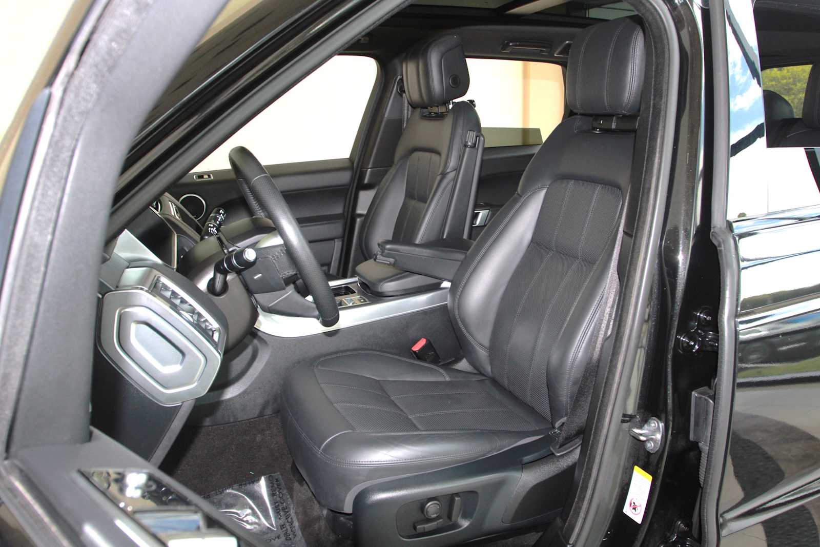used 2020 Land Rover Range Rover Sport car, priced at $35,998