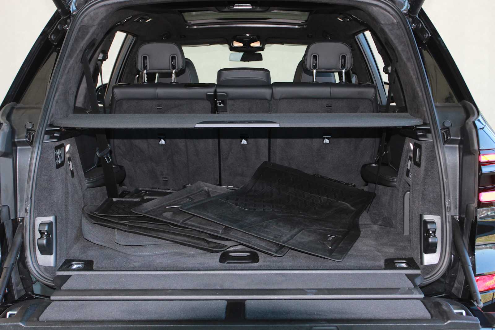 used 2024 BMW X7 car, priced at $69,998