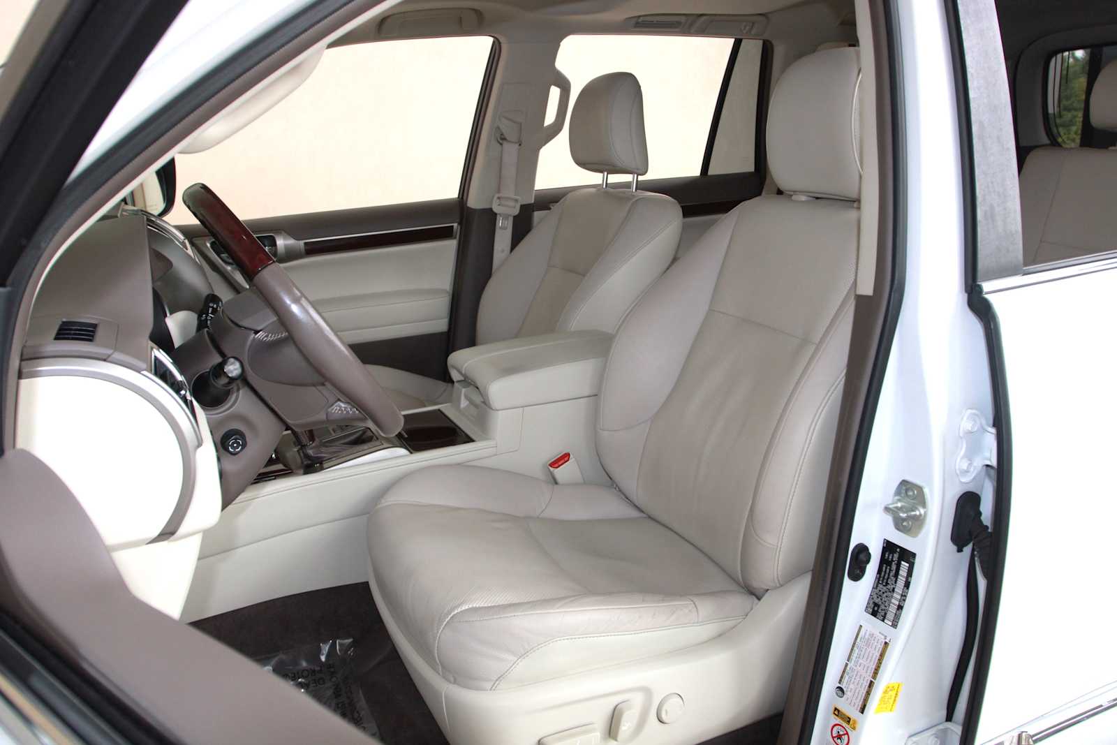used 2018 Lexus GX 460 car, priced at $30,998