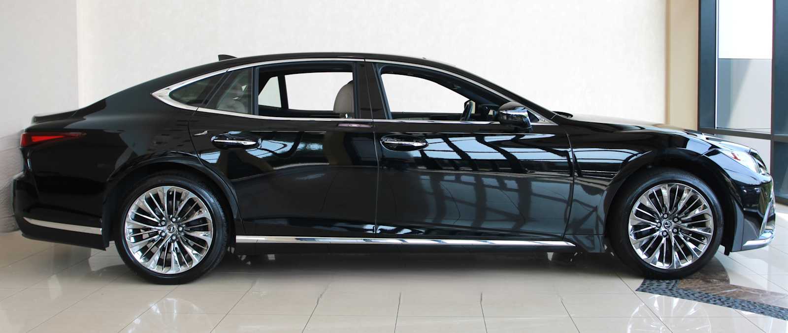 used 2021 Lexus LS 500 car, priced at $48,998