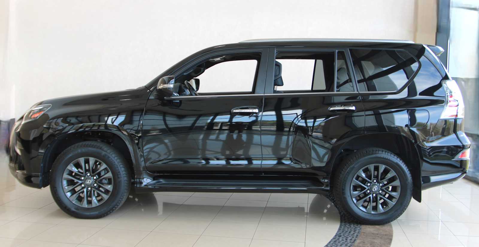 used 2022 Lexus GX 460 car, priced at $50,498