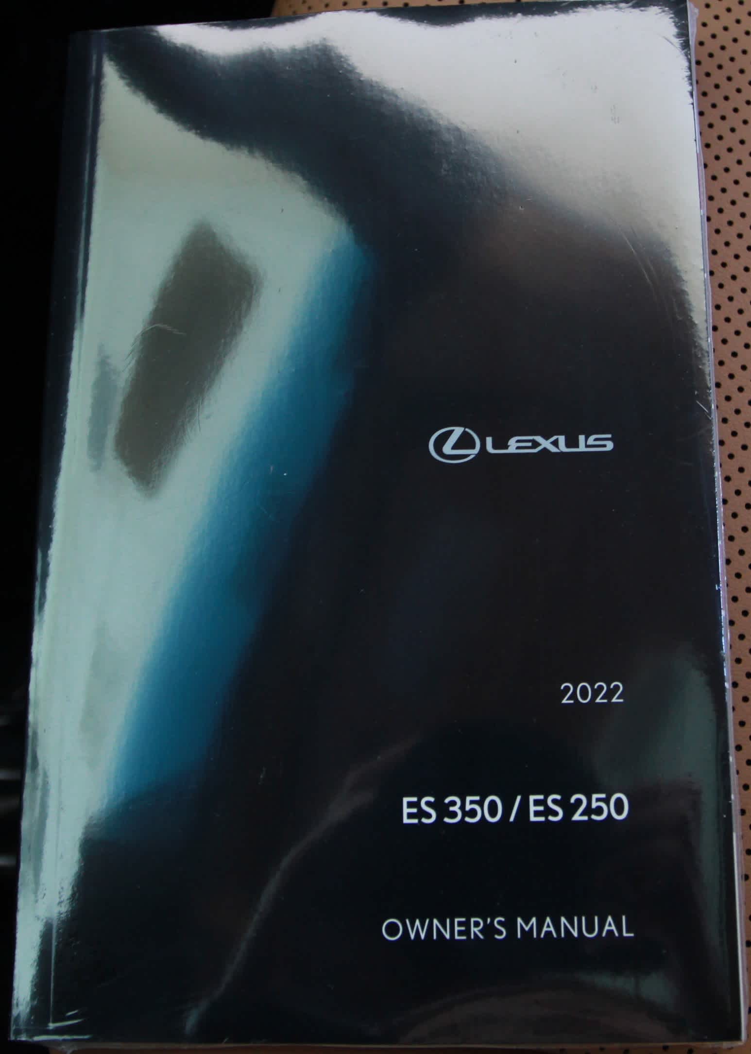 used 2022 Lexus ES 250 car, priced at $36,998