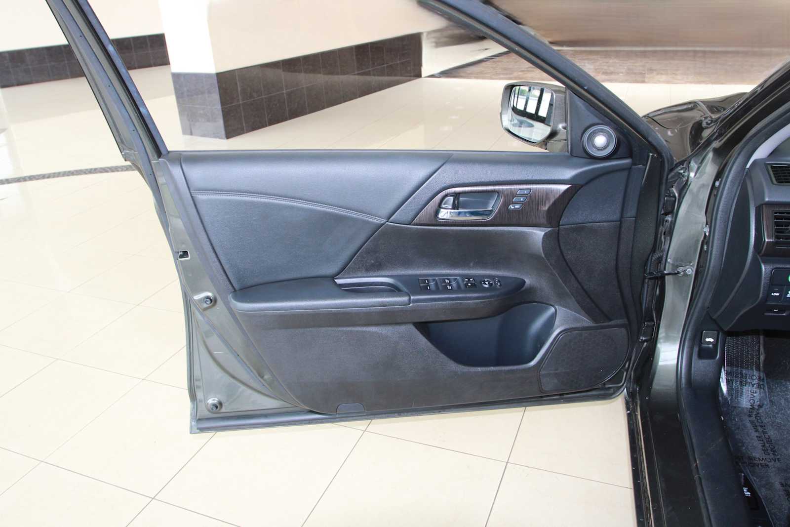 used 2014 Honda Accord Sedan car, priced at $14,498