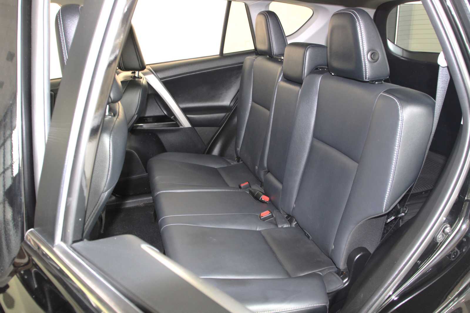 used 2018 Toyota RAV4 car, priced at $24,998