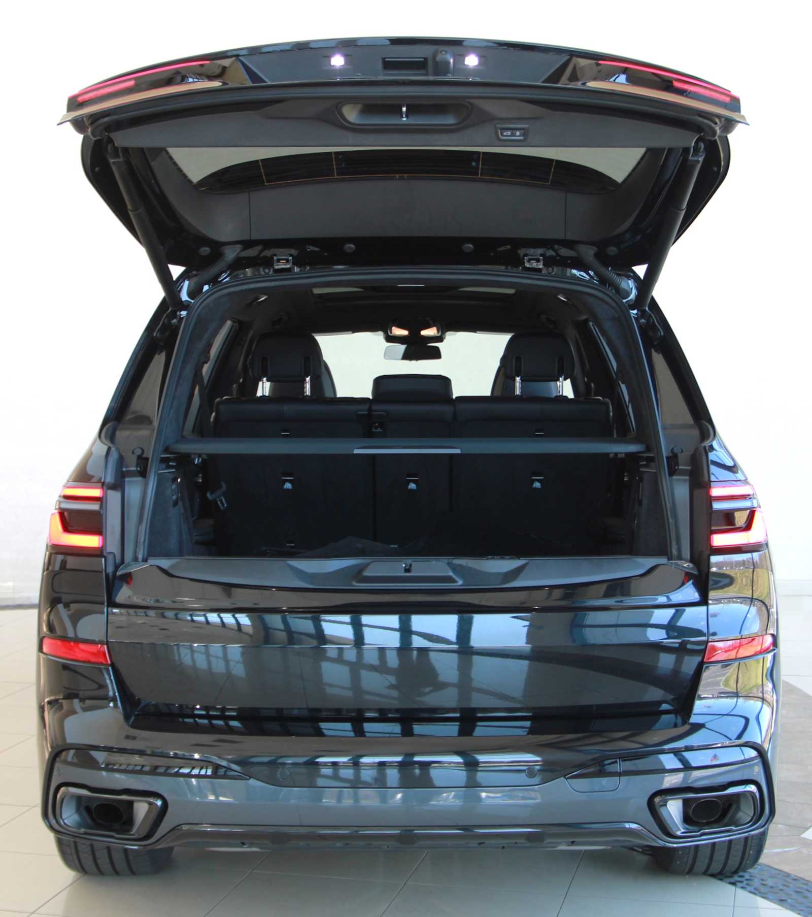 used 2024 BMW X7 car, priced at $69,998