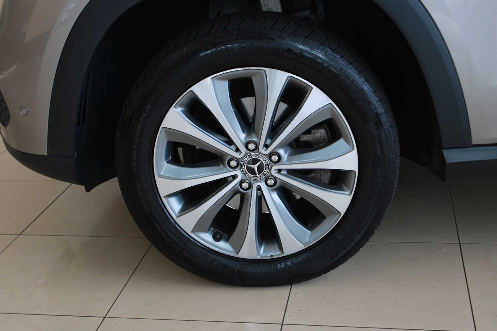 used 2020 Mercedes-Benz GLE 350 car, priced at $29,798