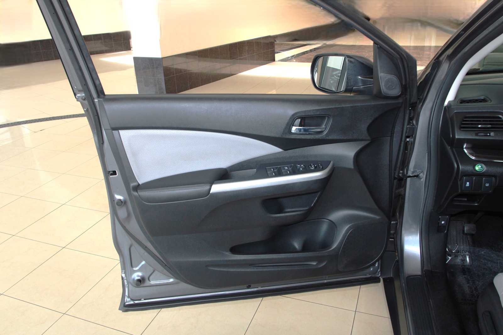 used 2015 Honda CR-V car, priced at $15,998