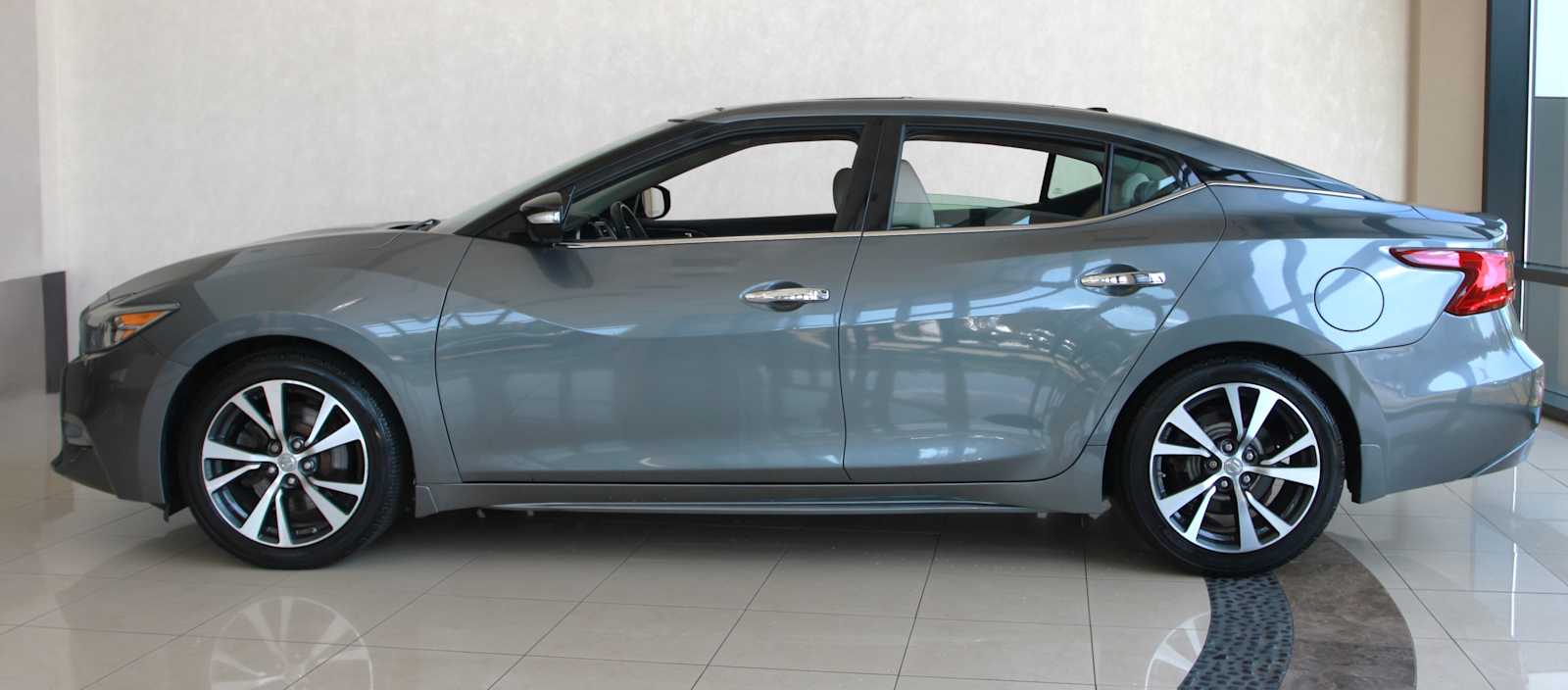 used 2016 Nissan Maxima car, priced at $16,998