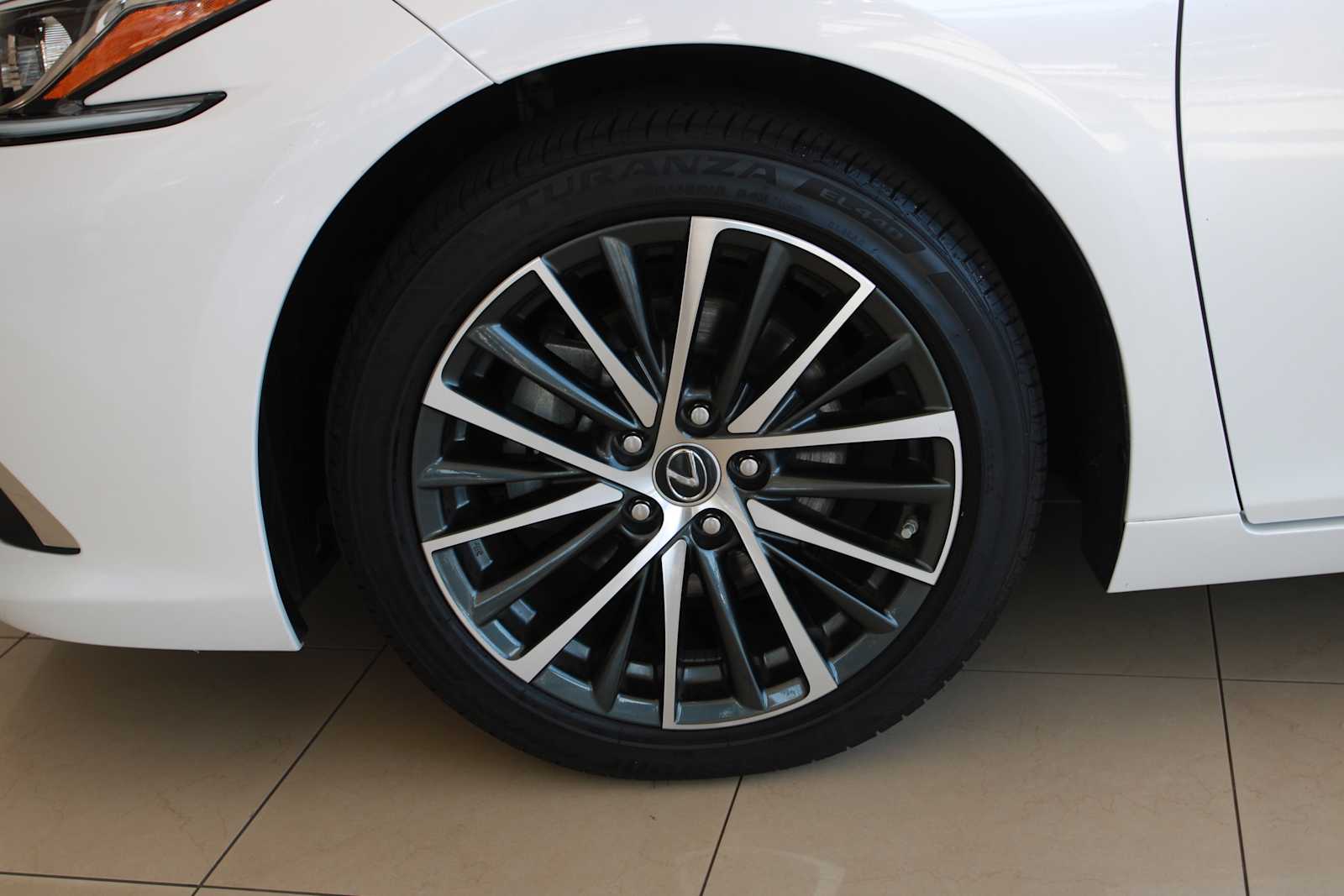 used 2023 Lexus ES 350 car, priced at $40,998
