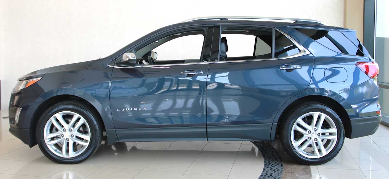 used 2018 Chevrolet Equinox car, priced at $16,798