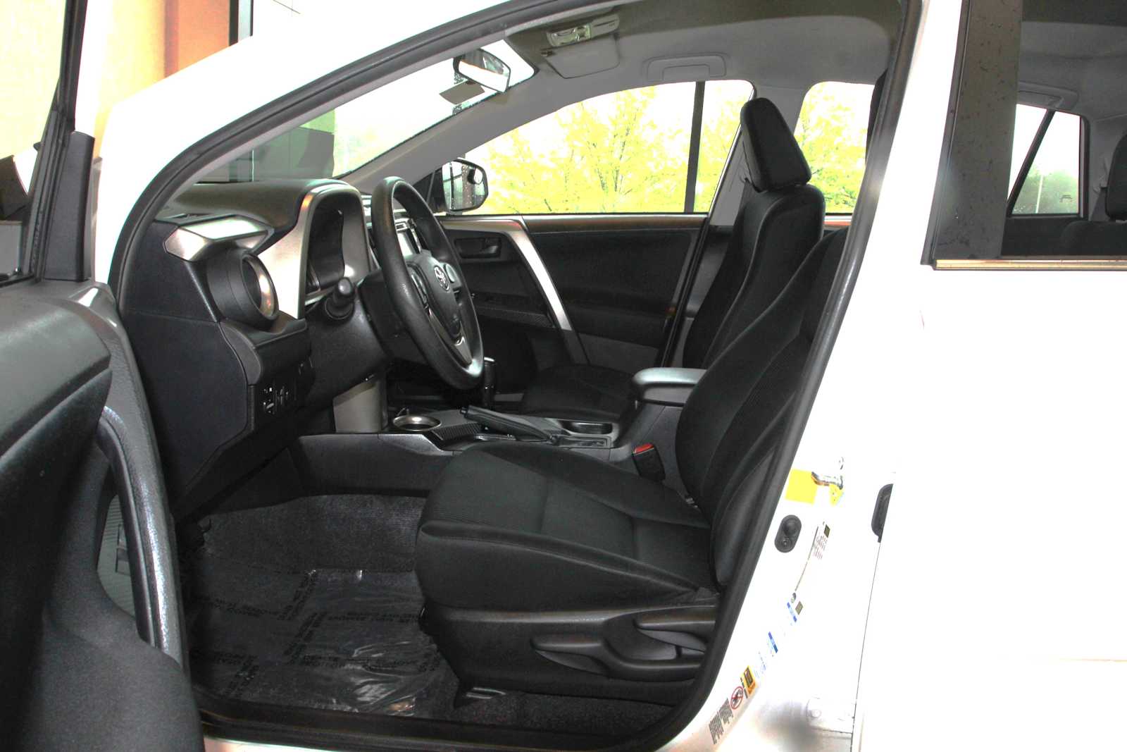 used 2015 Toyota RAV4 car, priced at $18,998