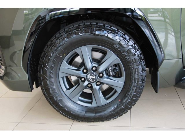new 2025 Lexus LX 700h car, priced at $118,160