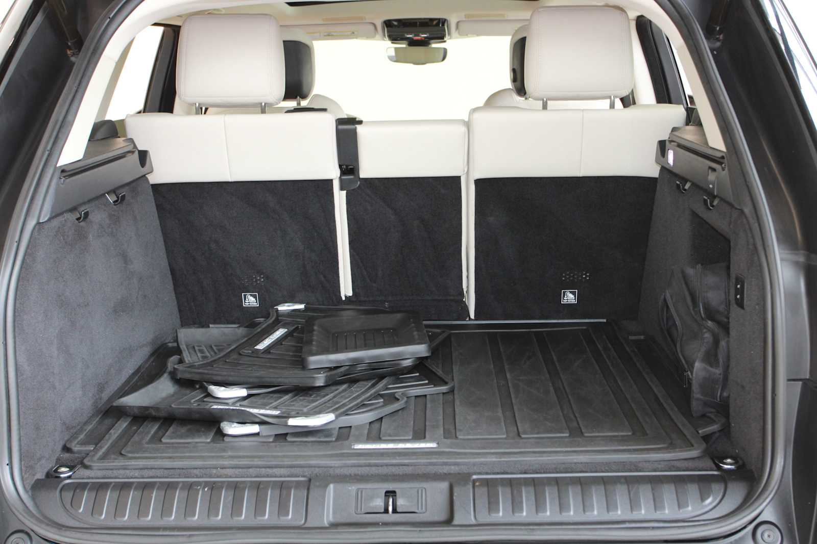 used 2020 Land Rover Range Rover Sport car, priced at $33,998