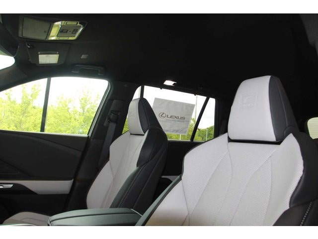 new 2025 Lexus TX 500h car, priced at $73,664