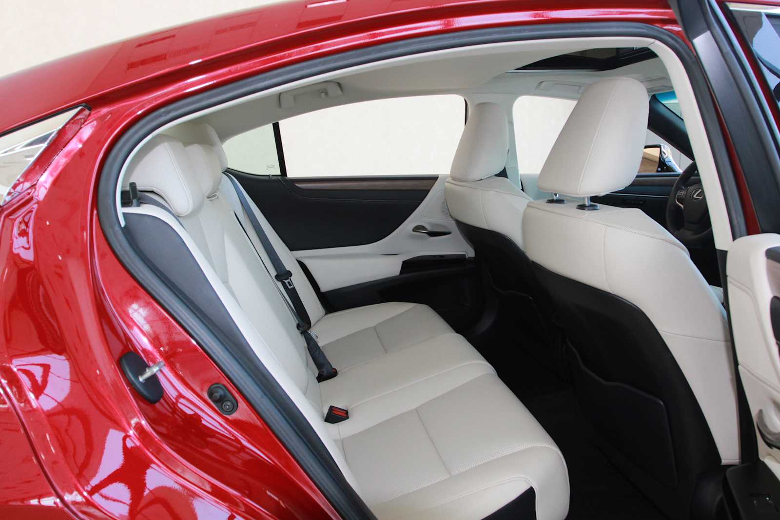 used 2024 Lexus ES 350 car, priced at $43,598