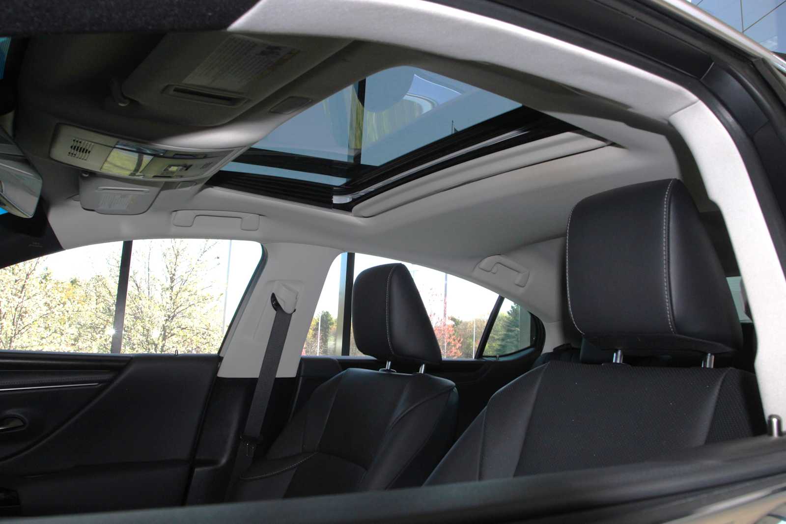 used 2023 Lexus ES 350 car, priced at $40,998