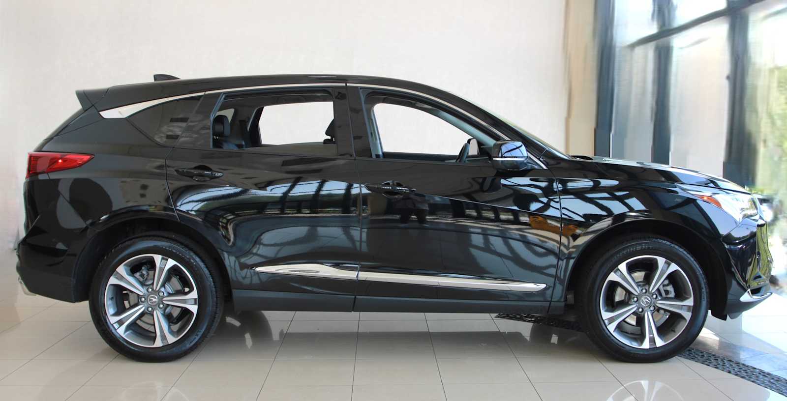 used 2025 Acura RDX car, priced at $43,998