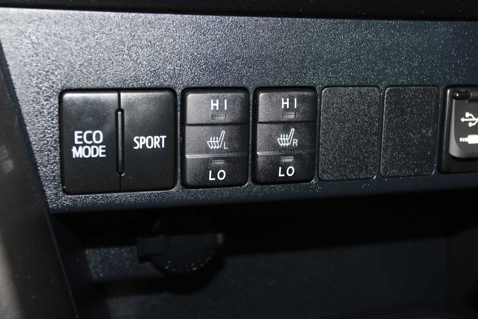 used 2018 Toyota RAV4 car, priced at $22,998