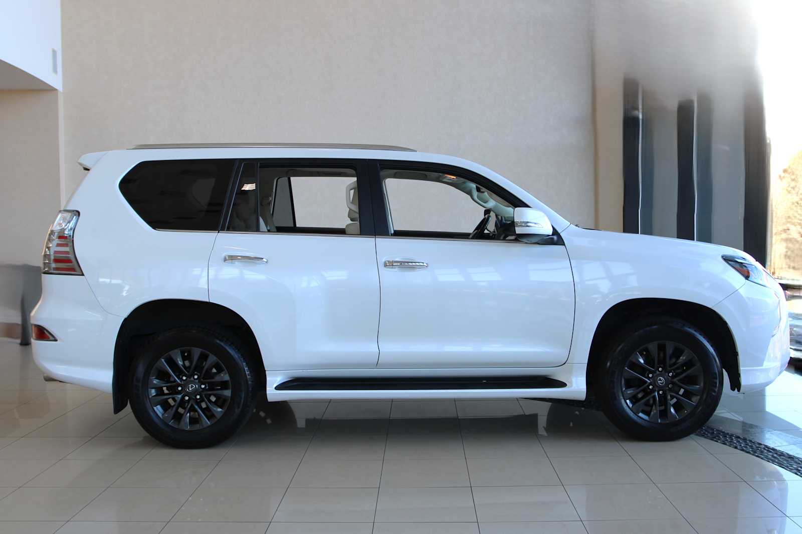 used 2022 Lexus GX 460 car, priced at $47,998