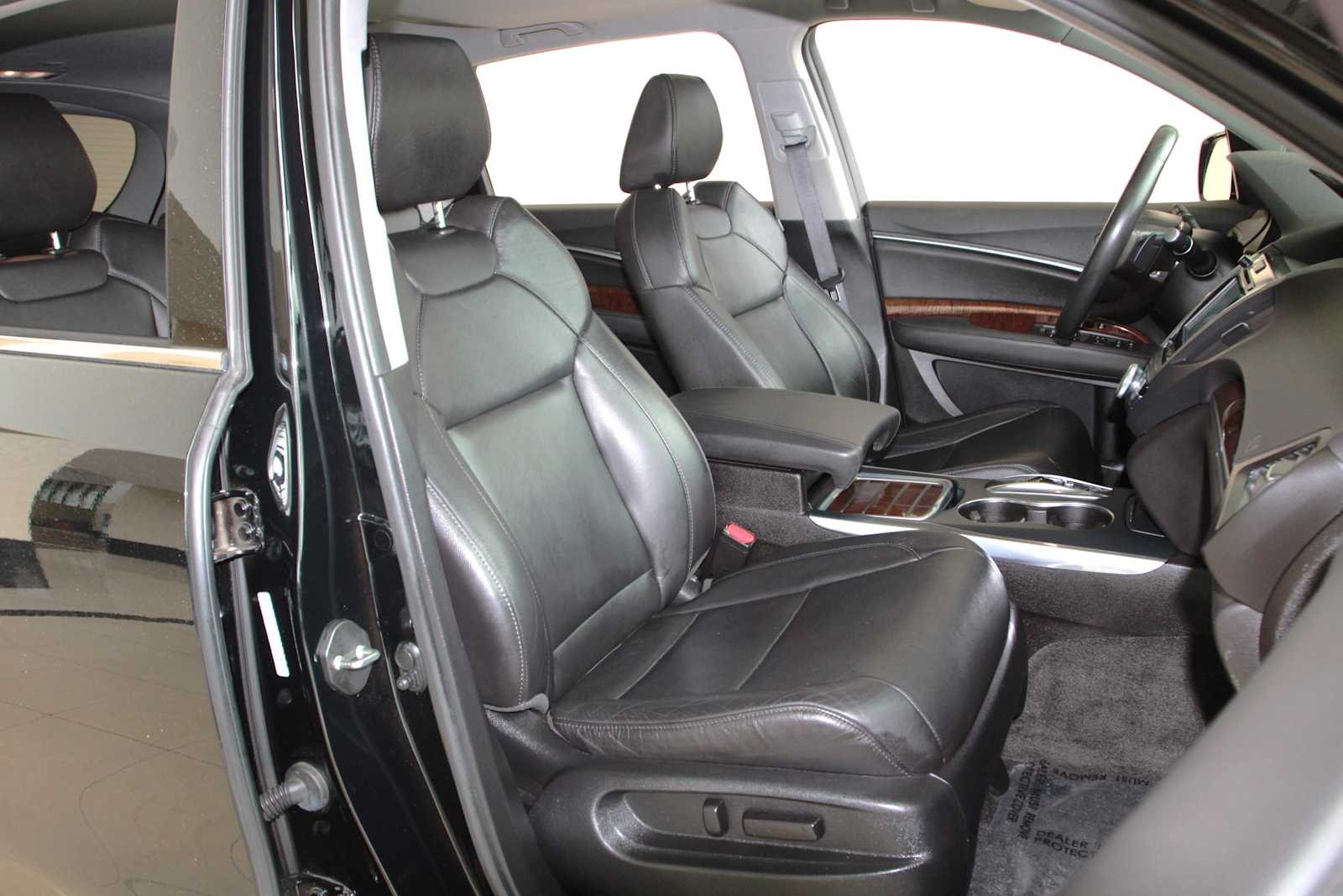 used 2018 Acura MDX car, priced at $24,998