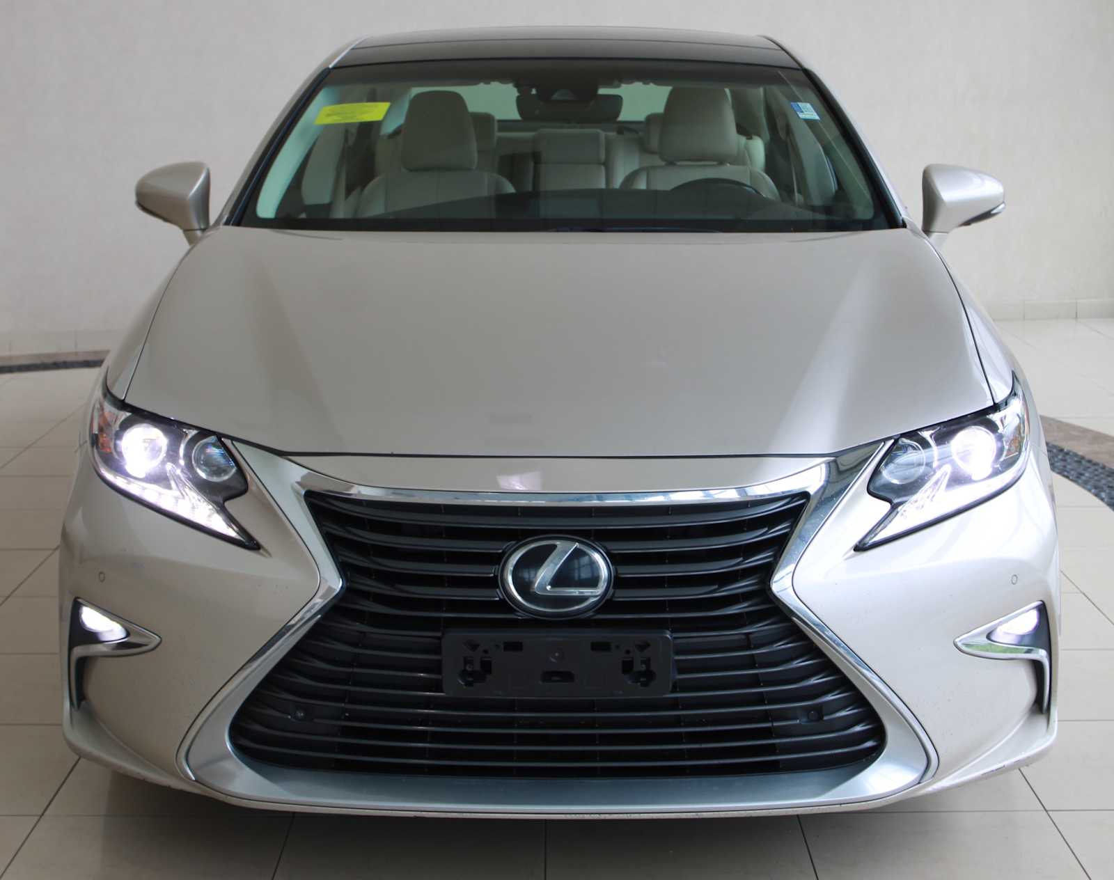 used 2016 Lexus ES 350 car, priced at $14,998