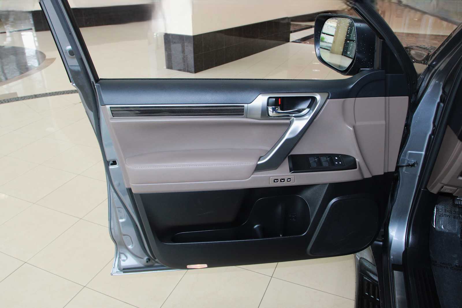 used 2022 Lexus GX 460 car, priced at $52,998