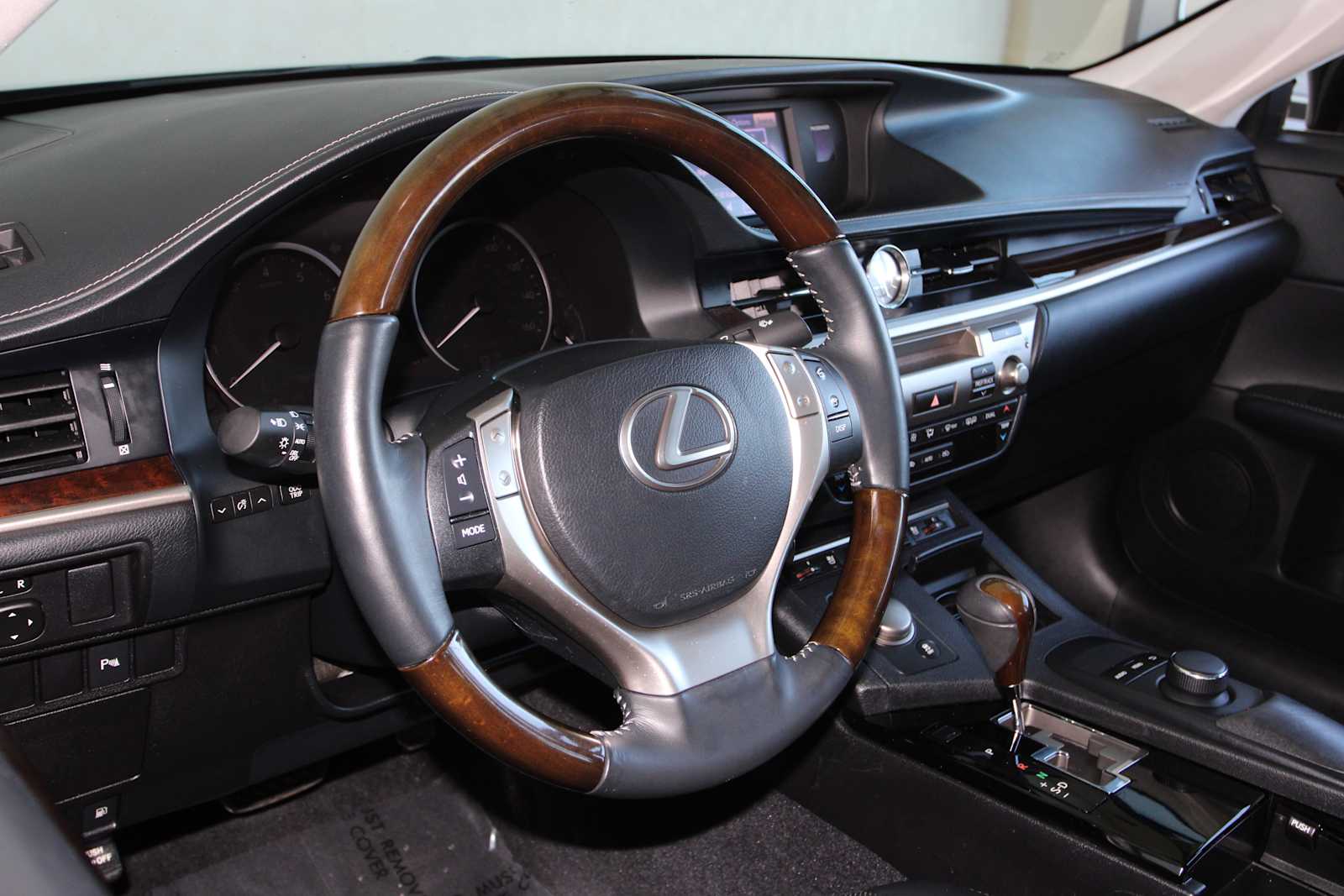 used 2013 Lexus ES 350 car, priced at $14,998