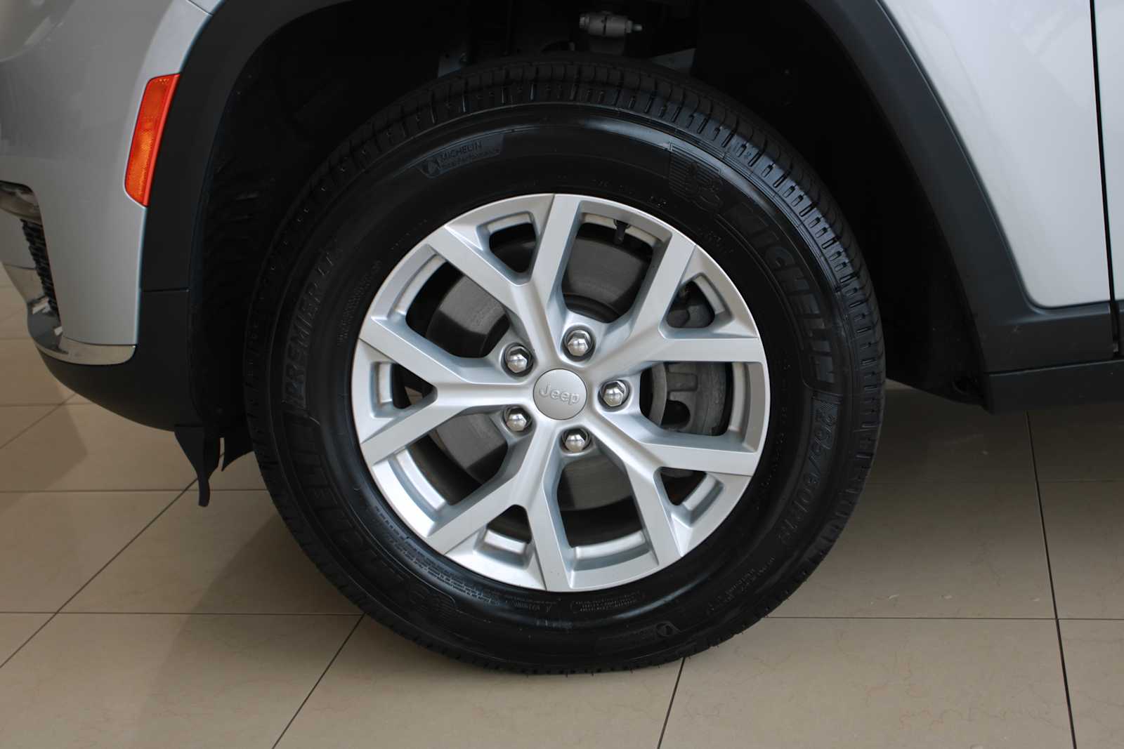 used 2023 Jeep Grand Cherokee L car, priced at $34,998