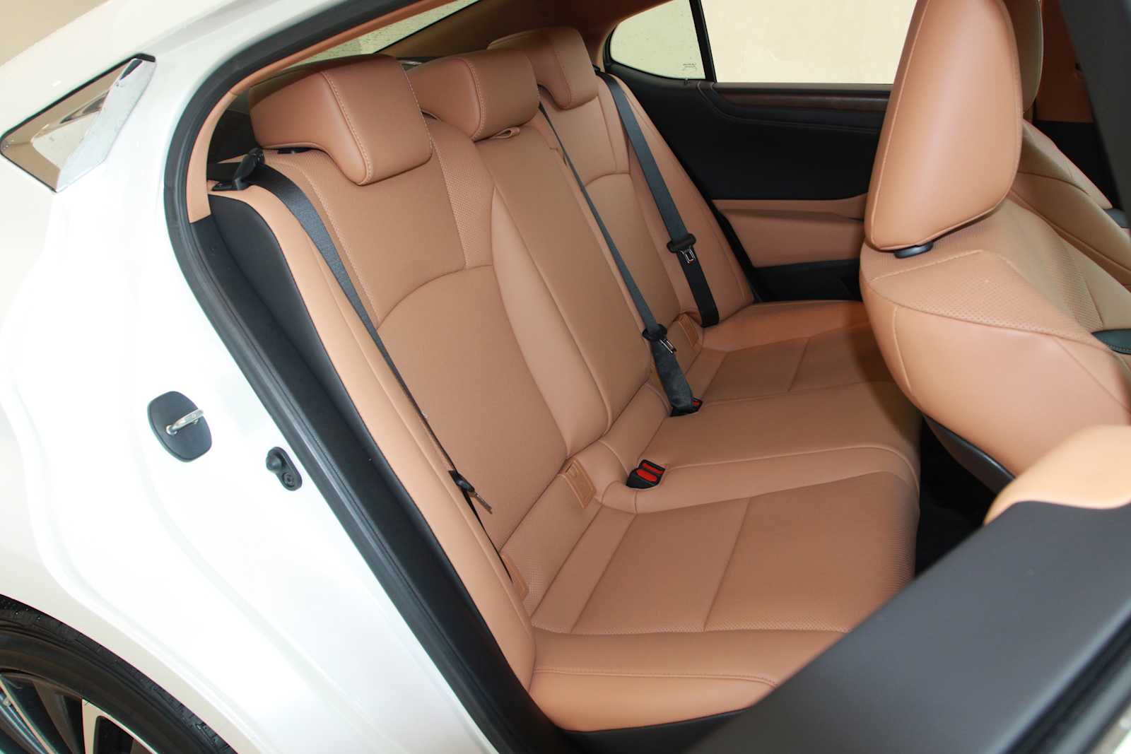 used 2024 Lexus ES 350 car, priced at $43,798