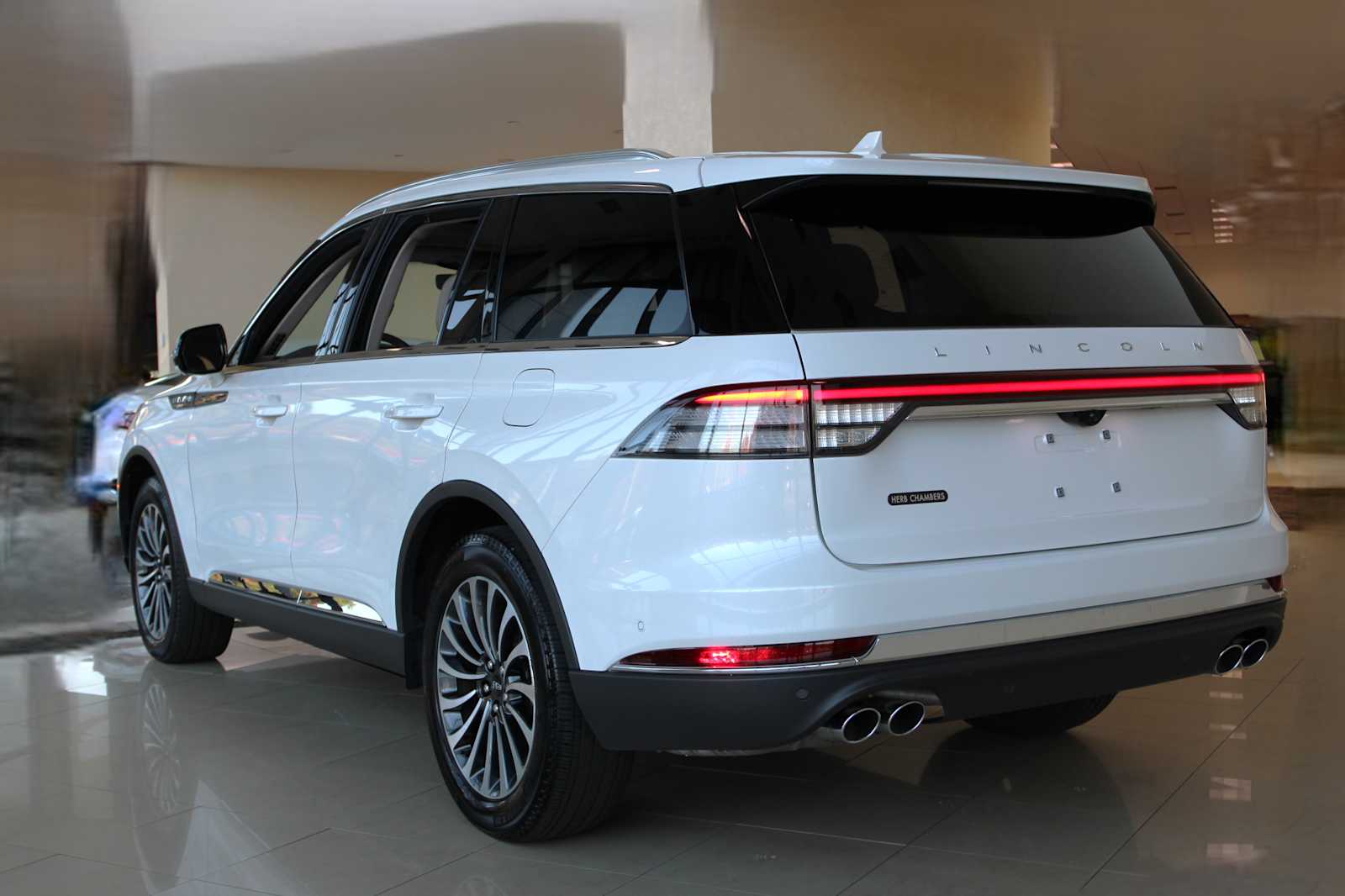 used 2022 Lincoln Aviator car, priced at $48,798